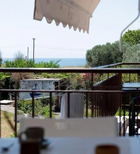 Iris Apartment By The Sea